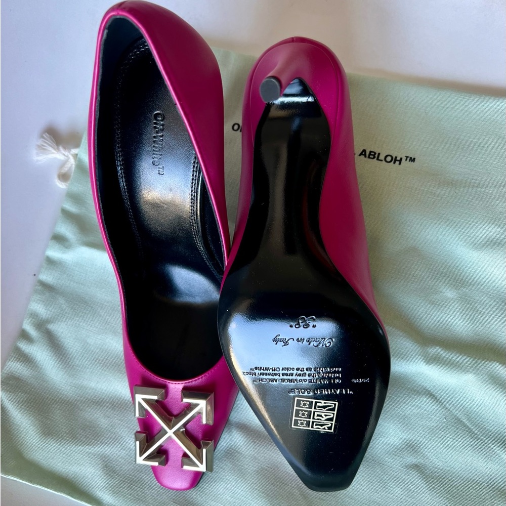 OFF - WHITE Arrow Pump - Picture 4 of 7